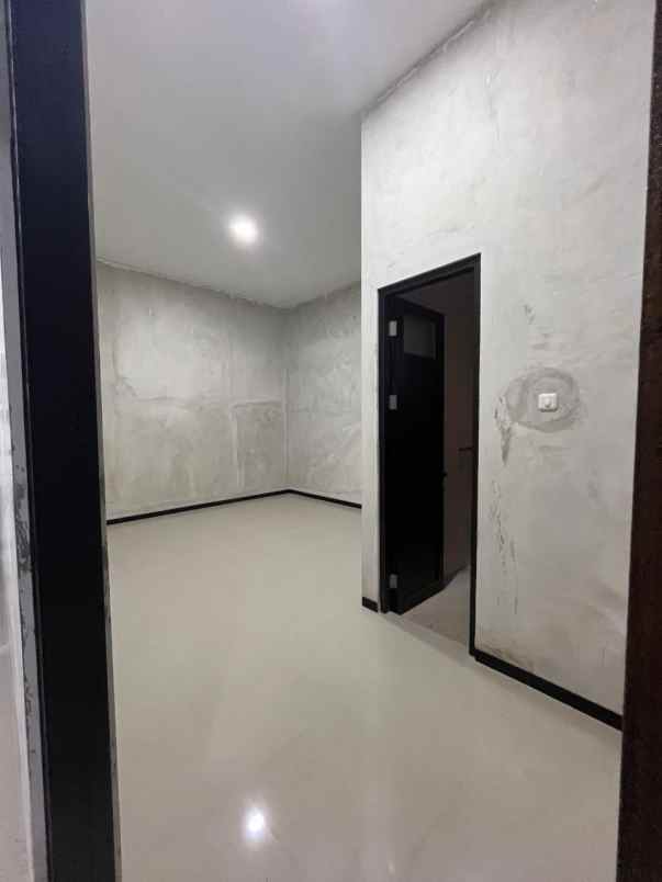 darmo indah selatan baru gress