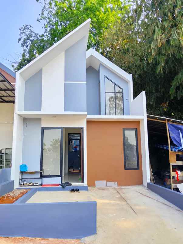 dijual 185 juta rumah disawangan kita depok