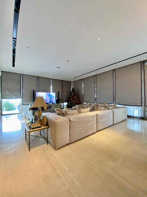 dijual apartemen darmawangsa