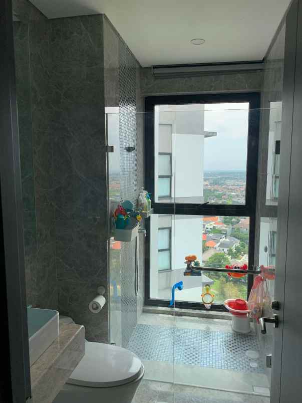 dijual apartemen graha famili surabaya barat