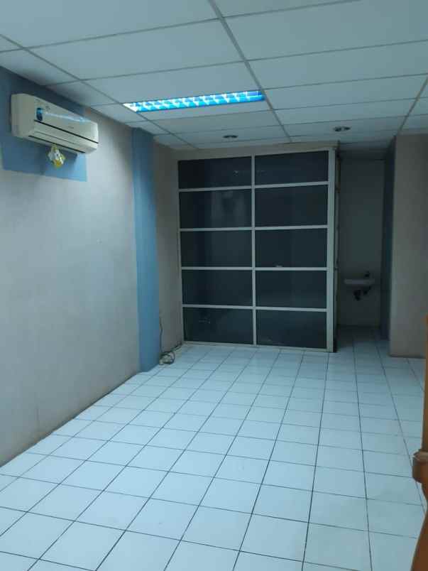 dijual apartemen mega grosir grand cempaka