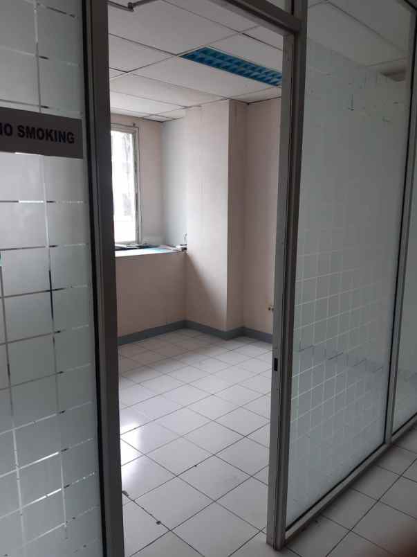 dijual apartemen mega grosir grand cempaka