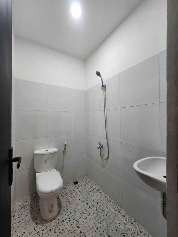 dijual cepat rumah siap huni daerah ciledug