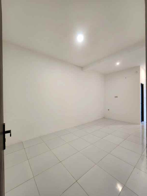 dijual cepat rumah siap huni daerah ciledug