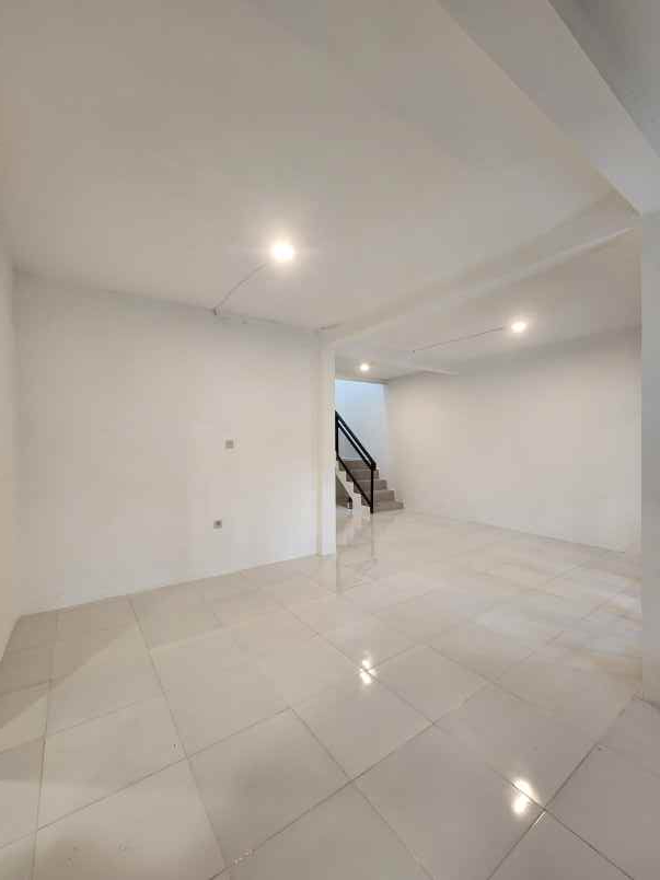 dijual cepat rumah siap huni daerah ciledug