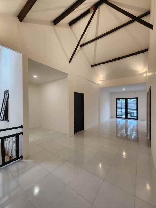 dijual cepat rumah siap huni daerah ciledug