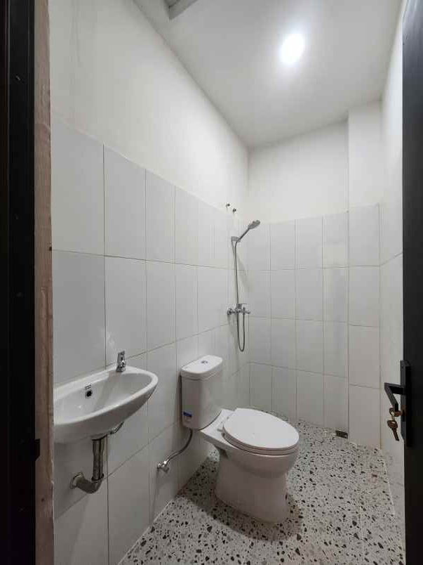 dijual cepat rumah siap huni daerah ciledug