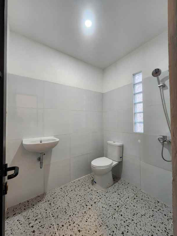 dijual cepat rumah siap huni daerah ciledug