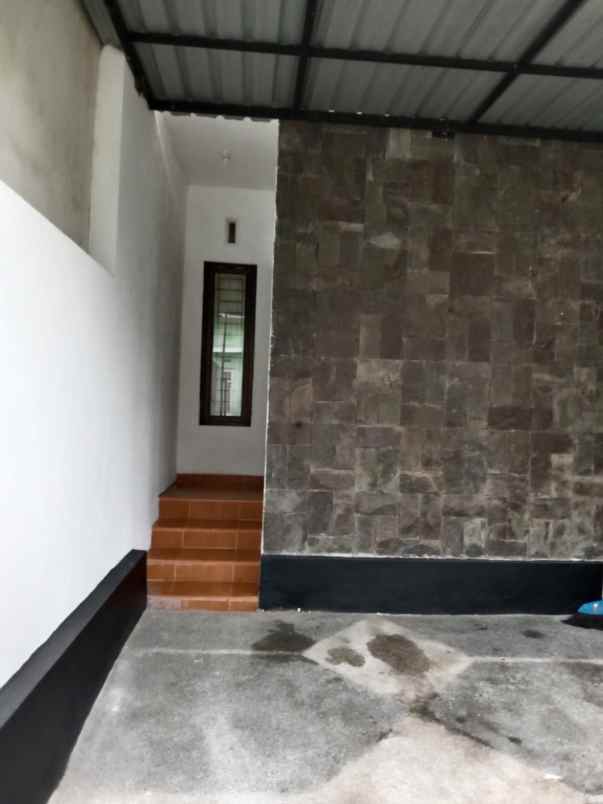 dijual cepat rumah siap huni di saxophone malang