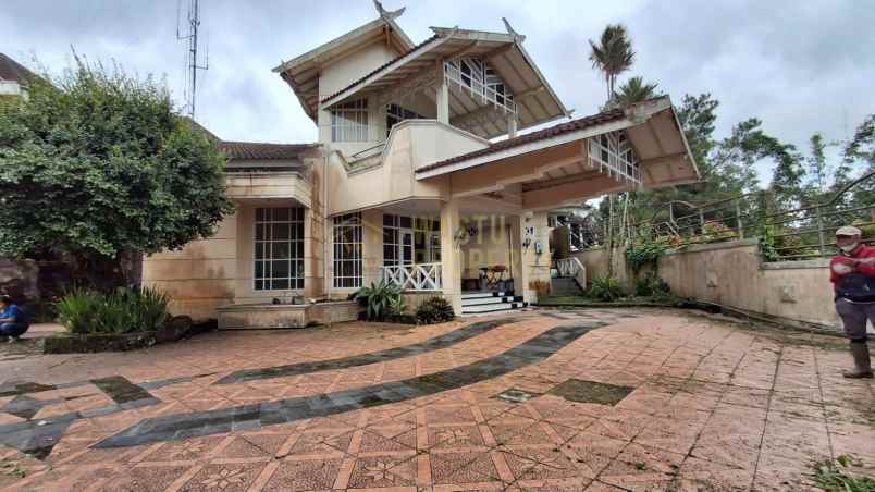 dijual cepat villa cantik di tugu udang kaliurang