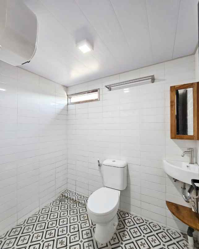 dijual kost gejayan depok sleman