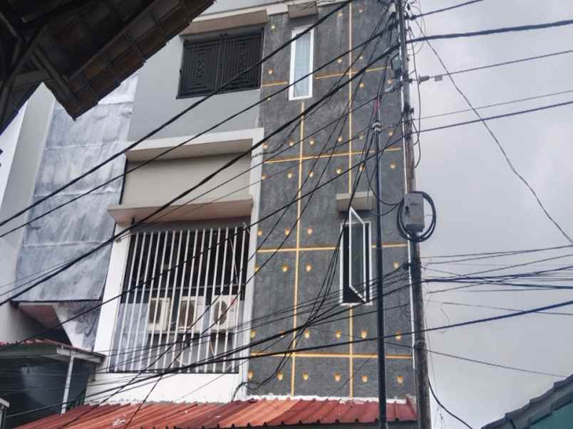 dijual kost paseban timur senen