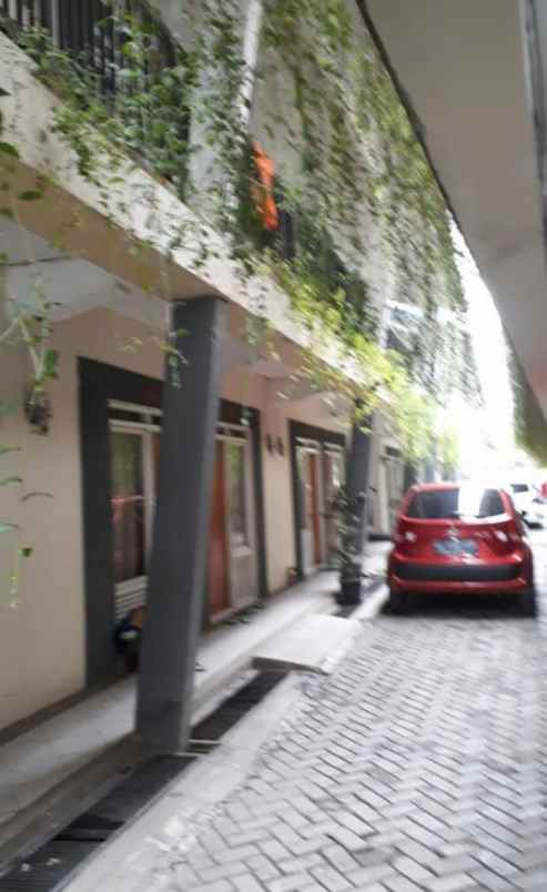 dijual kost petukangan selatan