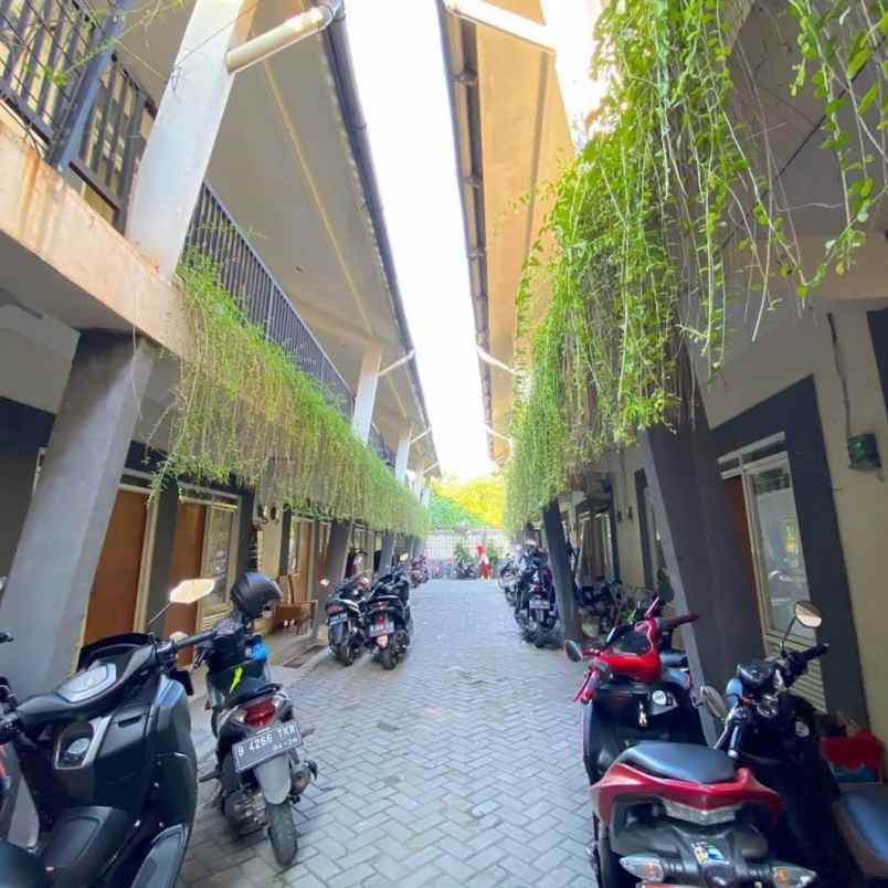 dijual kost petukangan selatan