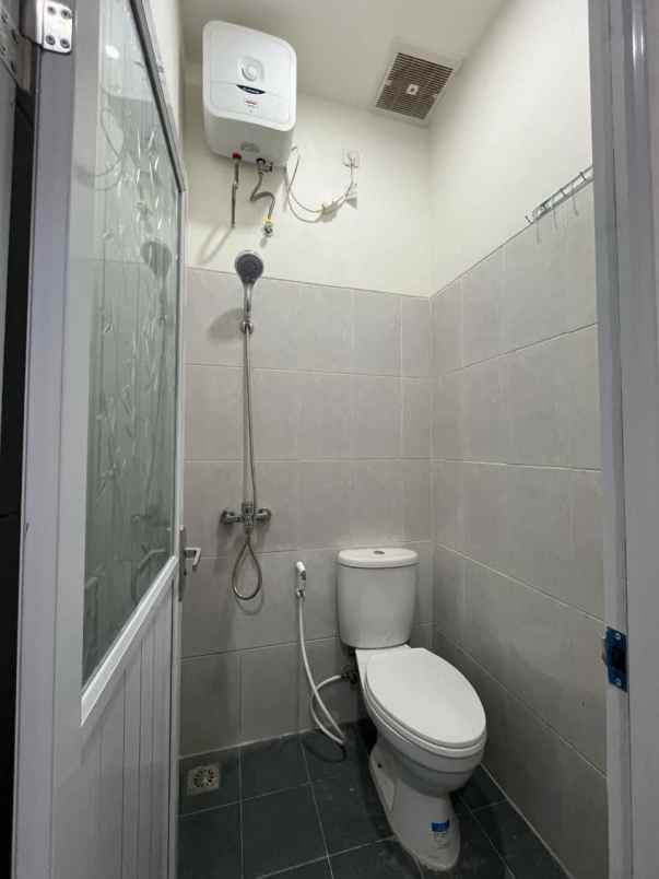 dijual kost soekarno hatta malang