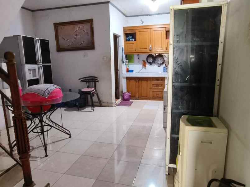 dijual ruko gudang kantor karang anyar