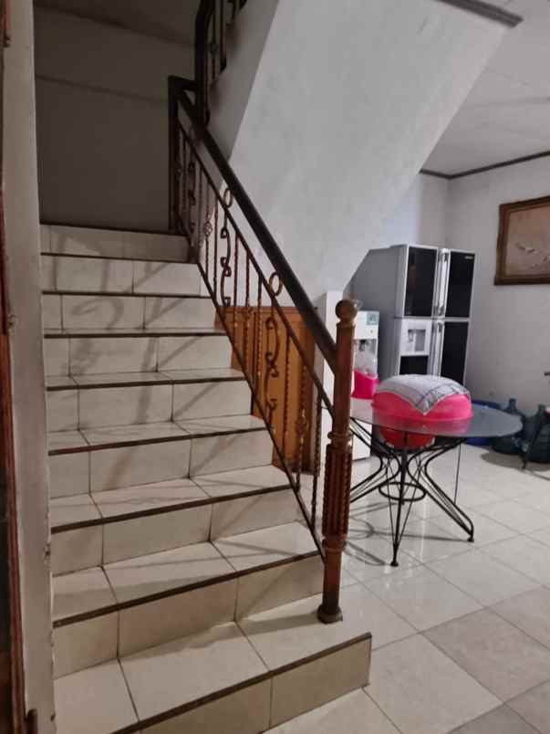 dijual ruko gudang kantor karang anyar