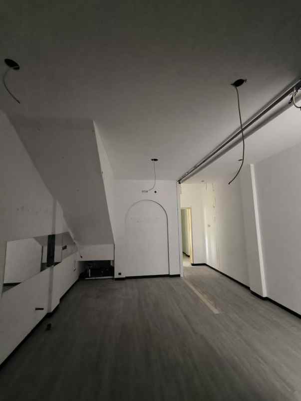 dijual ruko gudang kantor nirwana eksekutif