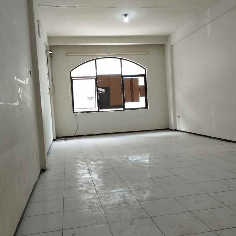 dijual ruko gudang kantor panjang jiwo