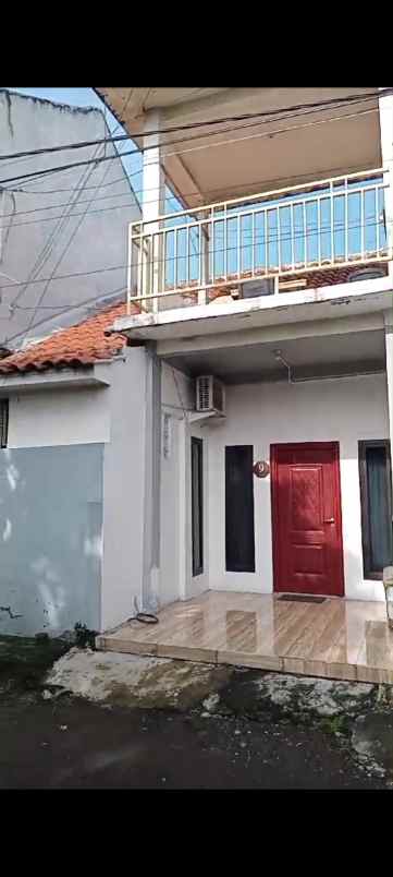 dijual rumah 2 lantai strategis di gadang malang