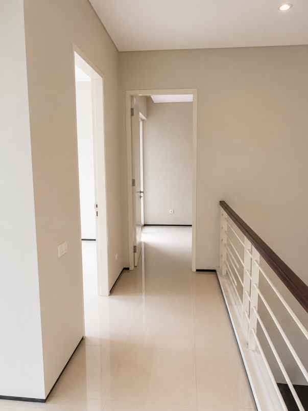 dijual rumah araya malang