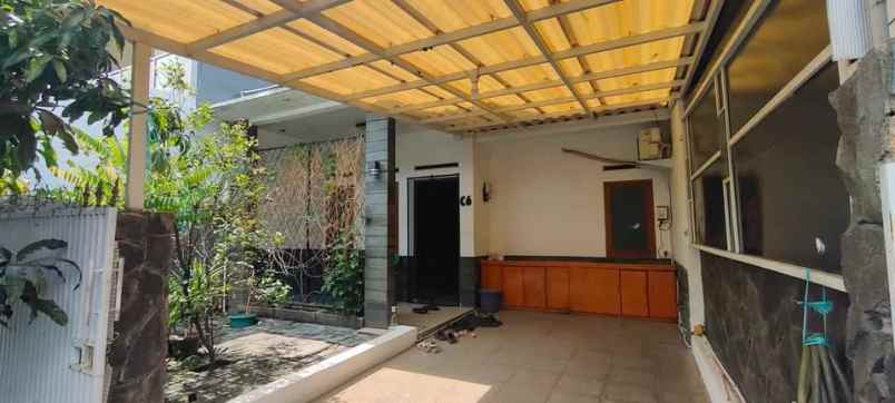 dijual rumah arcamanik