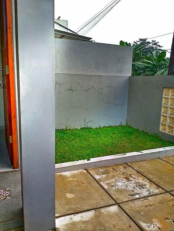 dijual rumah arco sawangan depok