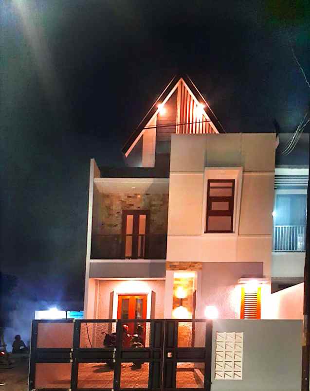 dijual rumah arco sawangan depok