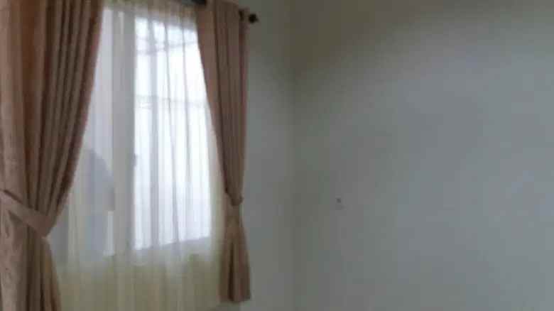 dijual rumah bagus siap huni di serpong lagoon