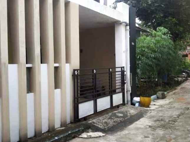 dijual rumah banjararum asri