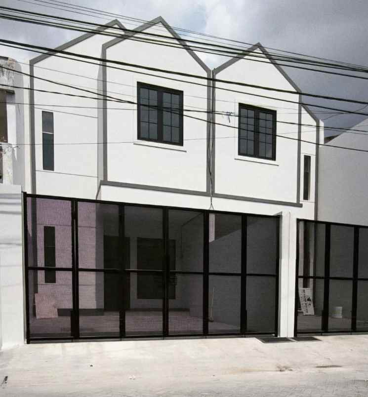 dijual rumah baru gress di jalan virgo