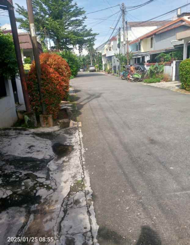dijual rumah beji beji depok