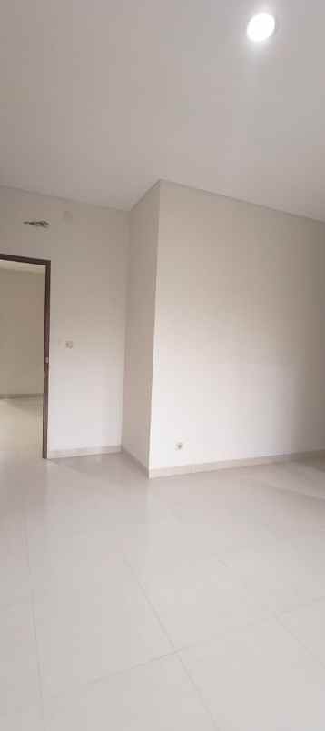 dijual rumah billymoon
