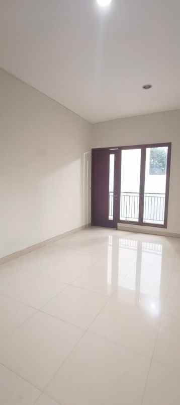 dijual rumah billymoon