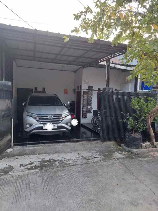 dijual rumah bintang metropole