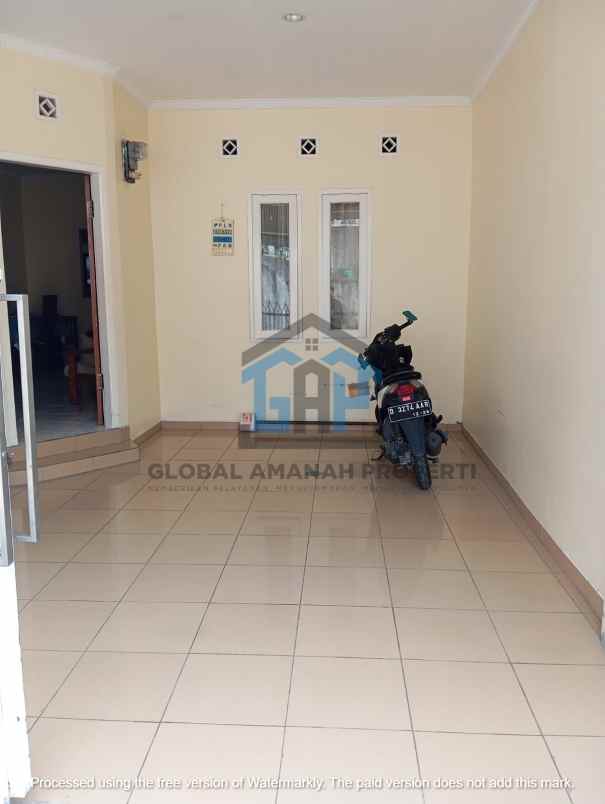 dijual rumah bukit sariwangi regency