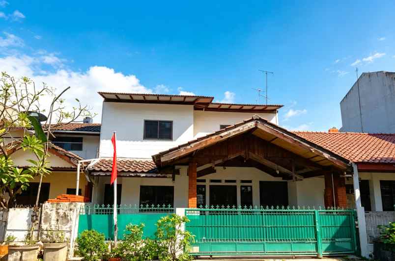 dijual rumah bumi satria kencana bekasi