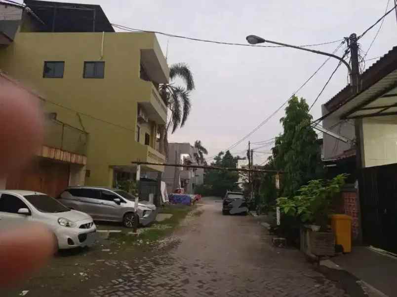 dijual rumah bumi satria kencana bekasi