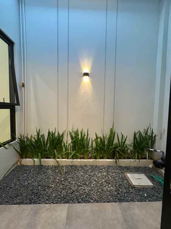 dijual rumah cebongan