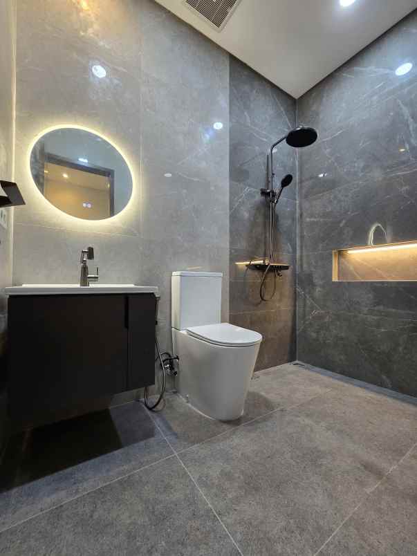 dijual rumah cempaka putih tengah jakpus