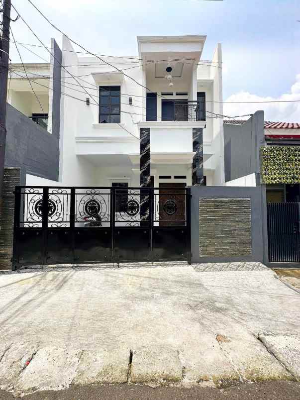 dijual rumah cijantung