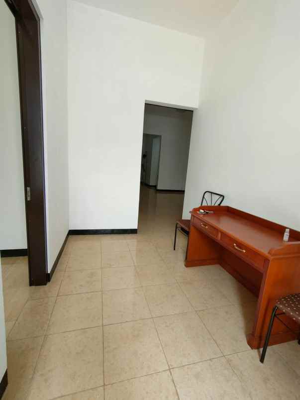 dijual rumah cililin petogogan