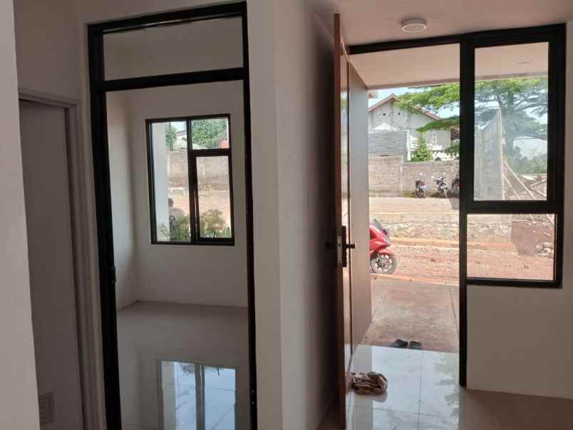 dijual rumah cipayung depok