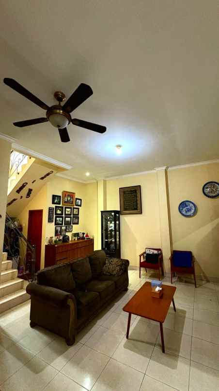 dijual rumah cipinang baru timur