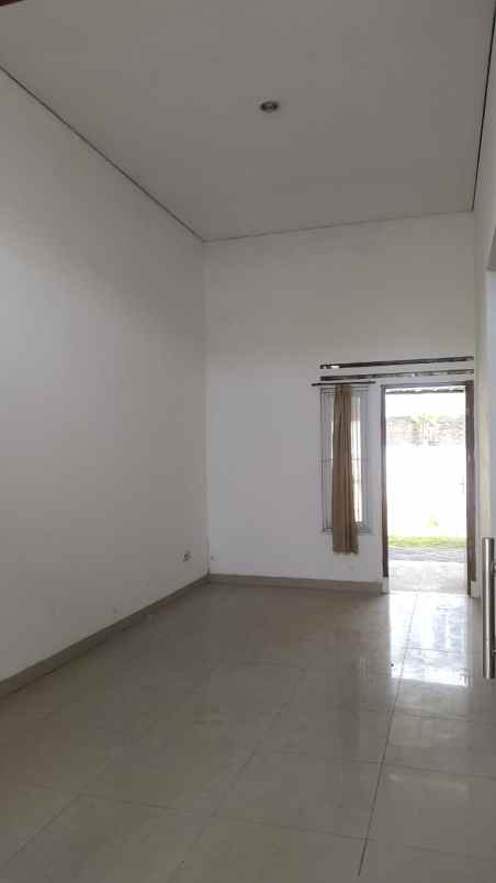 dijual rumah cisaranten kulon