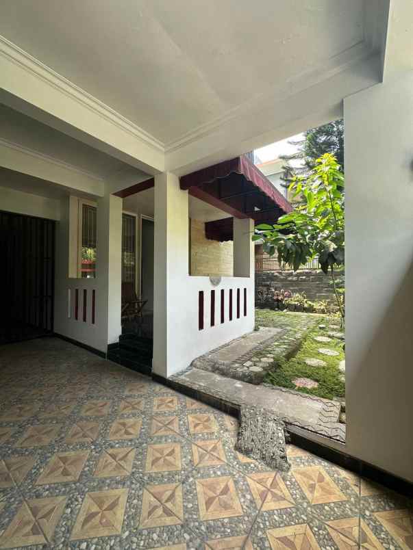 dijual rumah citragran cibubur