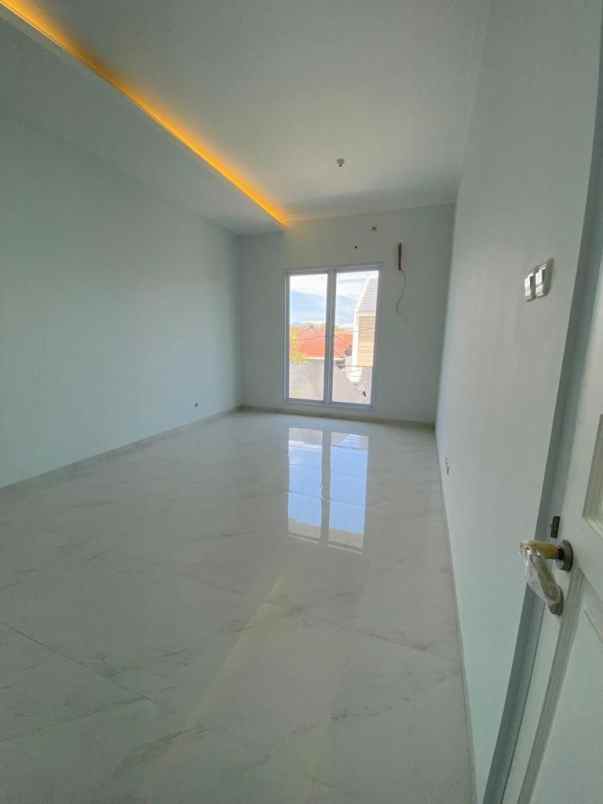 dijual rumah citraland bukit palma