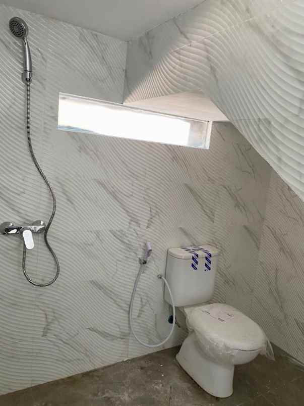 dijual rumah citraland bukit palma