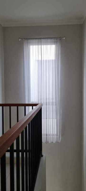 dijual rumah cluster callysta graha