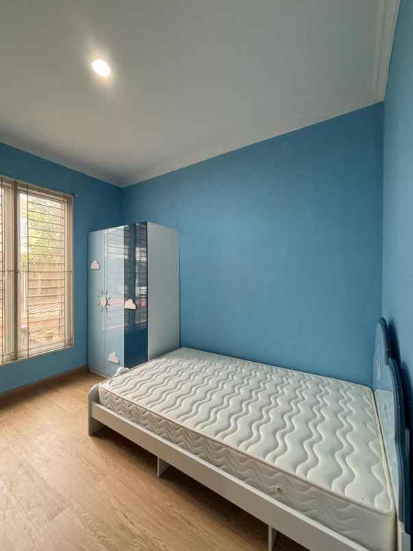 dijual rumah cluster karelia village by